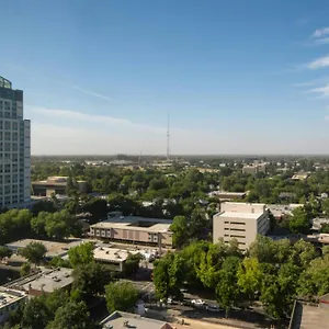 Hotel Sheraton Grand, Sacramento